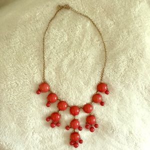 🎉NEW LISTING🎉 statement necklace